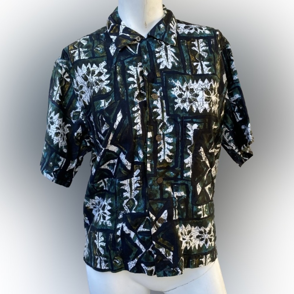 Vintage men tiki oasis cabana Hawaiian metal button vacation aloha wear shirt